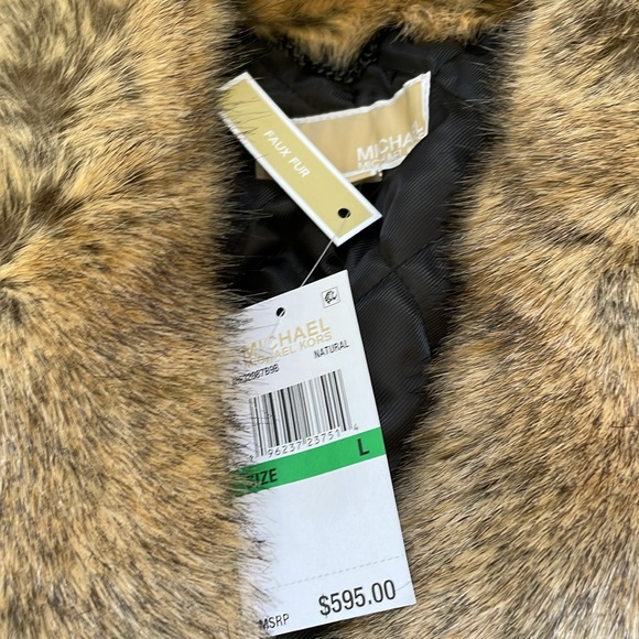 NWT Michael Kors faux fur coat. Size L. - Picture 2 of 2